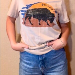 Outlaw Graphic Beige T-Shirt